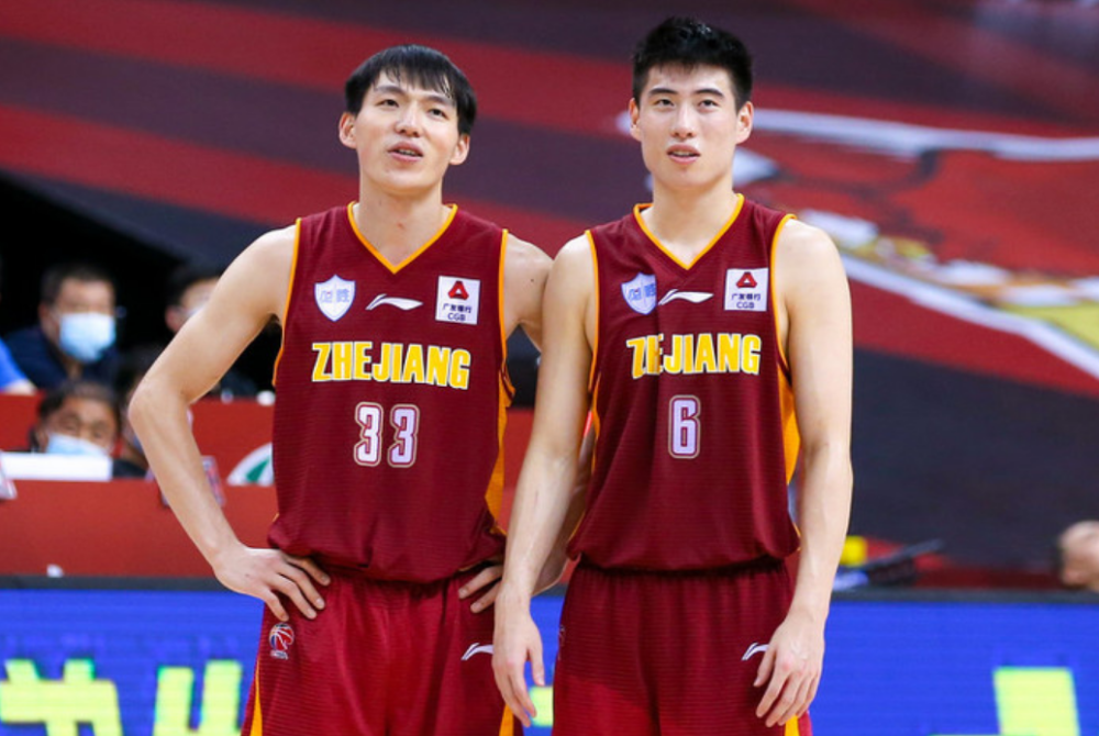 欧联赛程吃紧；山东男篮加时末段伤情更新；目标明确；医务组通报恢复